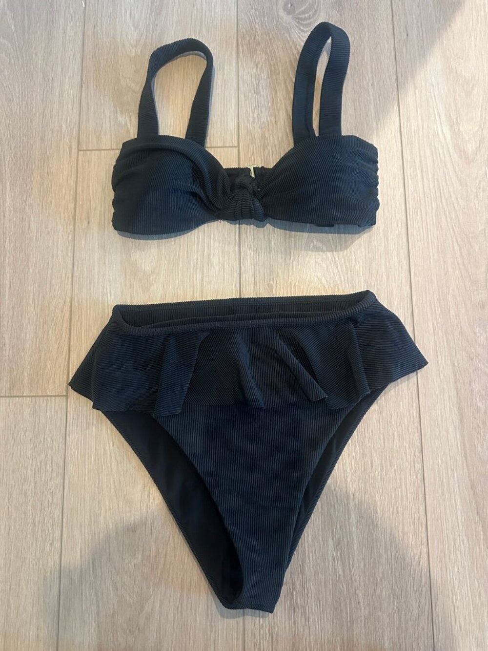 Beach Riot Black Ribbed Bikini Set — Knot Top XS + Ruffle High-Waist Bottom S